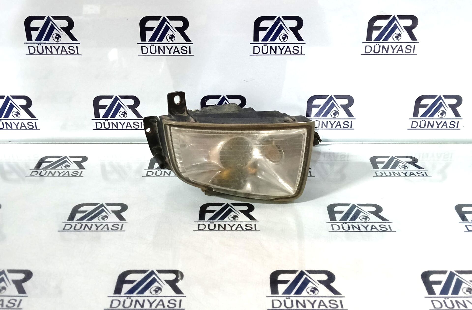 NISSAN INFINITY QX4 SAG SIS FARI 97-01 ORIJINAL CIKMA 114-63437