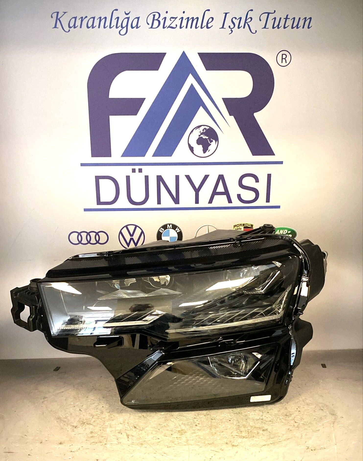 SKODA KAROQ NU7 CRYSTAL LIGHTING LED SOL FAR 23-25 ORIJINAL CIKMA 57B941035