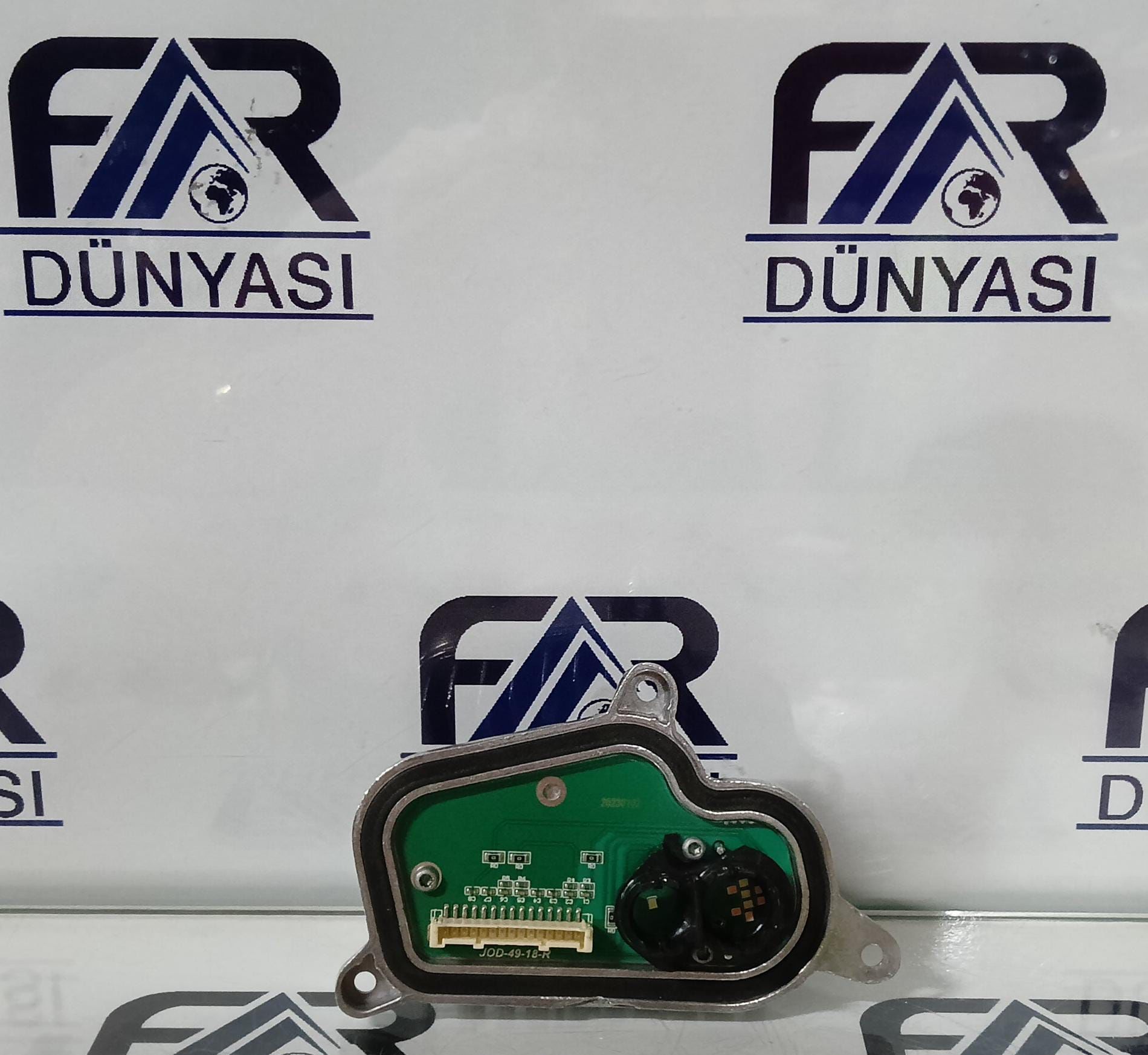 AUDI A5 S5 COUPE MATRİX  SOL FAR BEYNİ  DÖNÜŞTÜRÜCÜ SİNYAL MODÜLÜ  8W6998473C