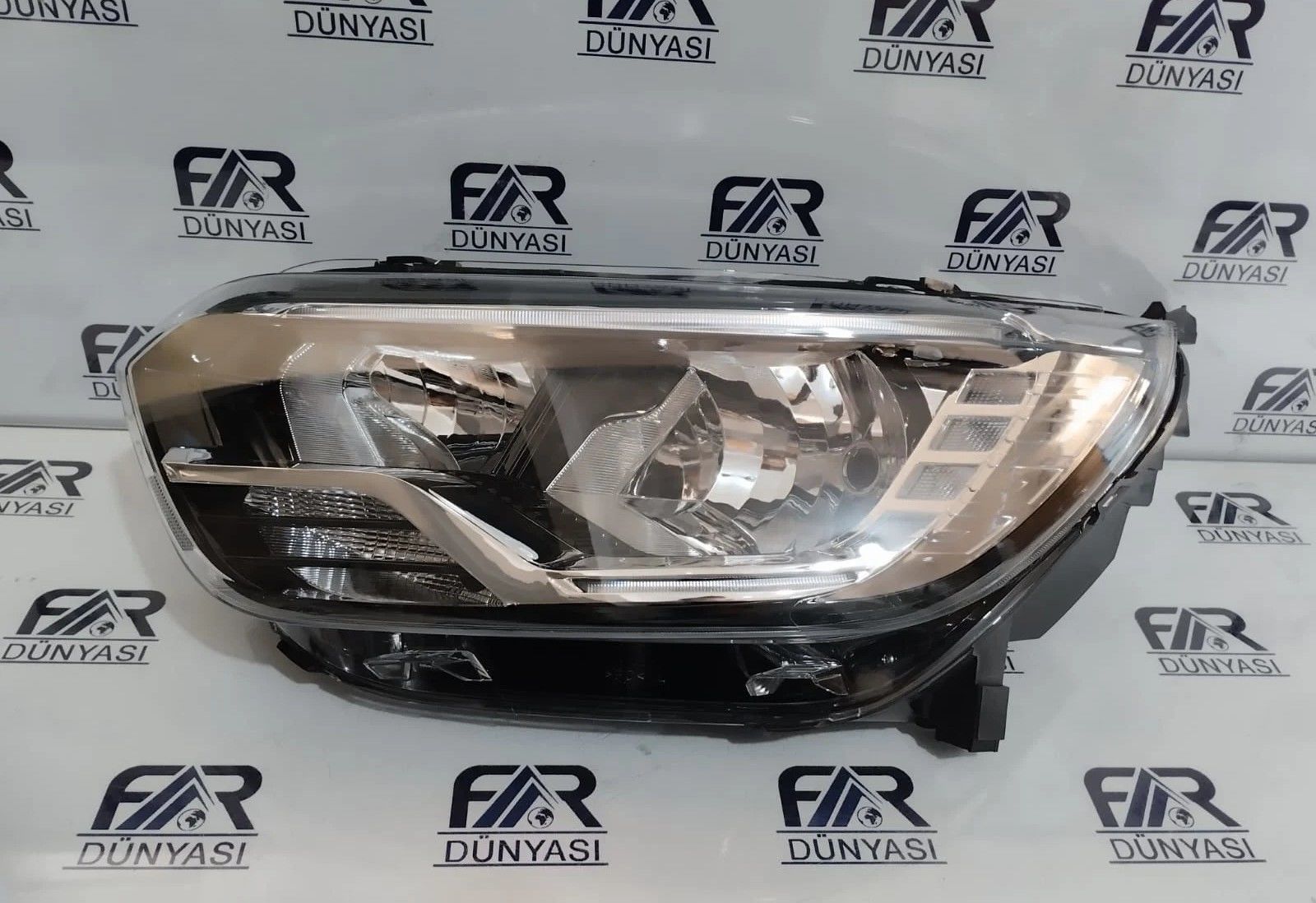 RENAULT EXPRESS SOL FAR 20-24 SIFIR TAIWAN 260605755R