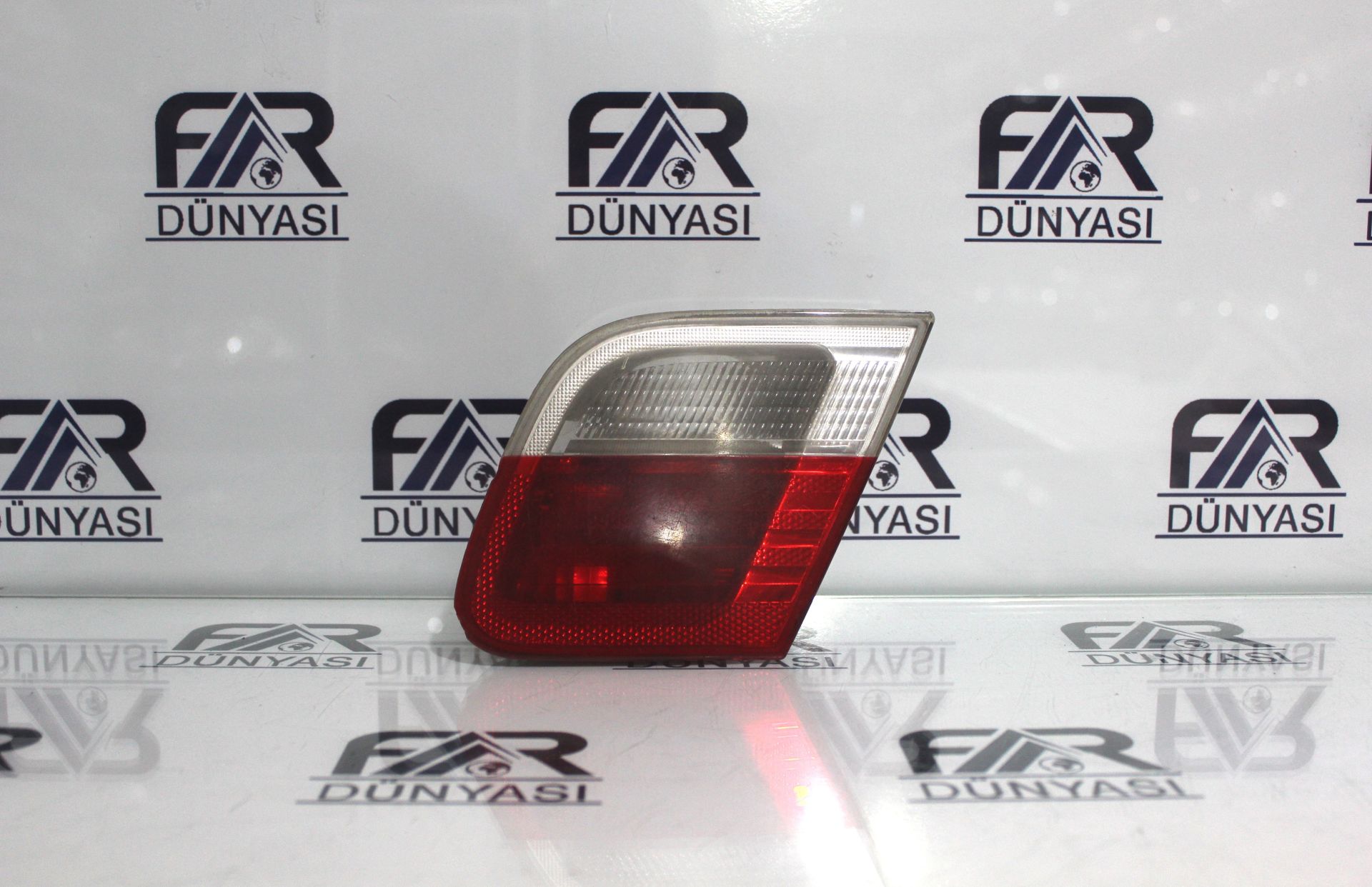 BMW 3 SERISI E46 COUPE BEYAZ SINYAL SAG IC STOP 99-05 ORIJINAL CIKMA 8364728