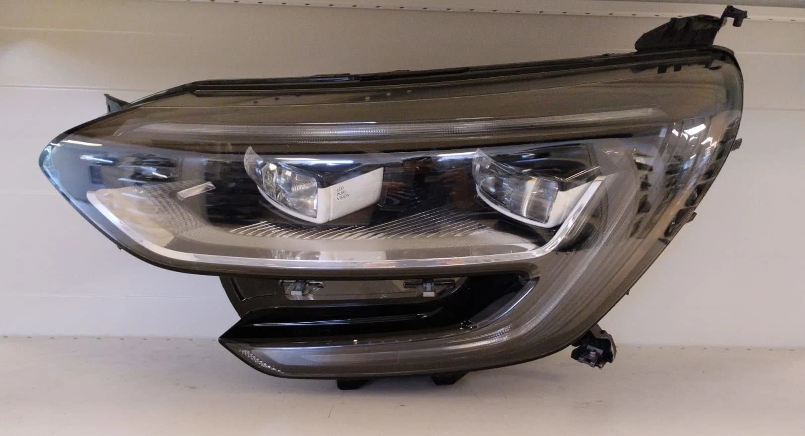 RENAULT MEGANE IV ICON LED SOL FAR 15-20 ORIJINAL CIKMA 260608405R 90108047