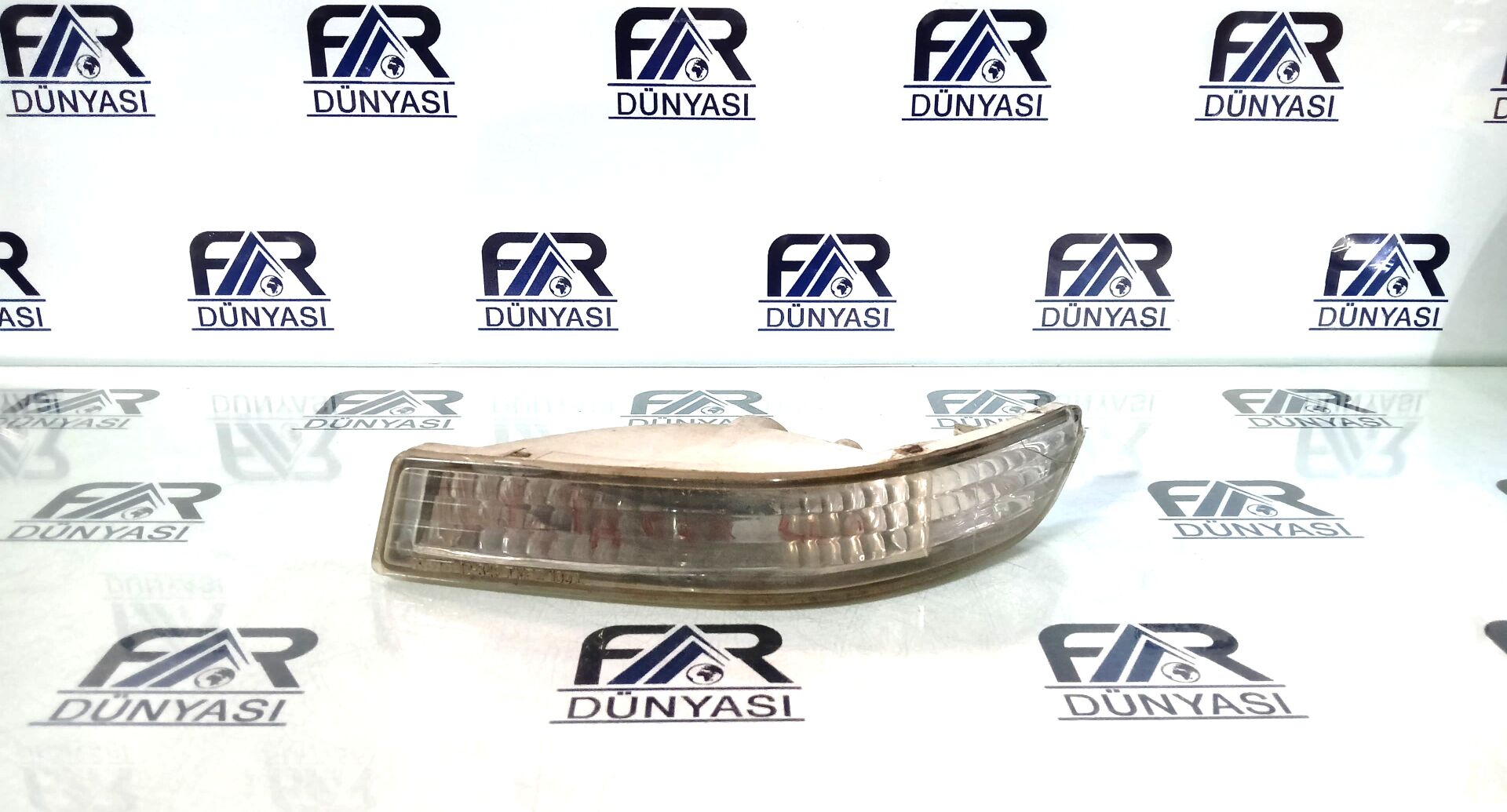TOYOTA COROLLA AE101 SOL TAMPON SINYAL 93-98 ORIJINAL CIKMA 193-1136