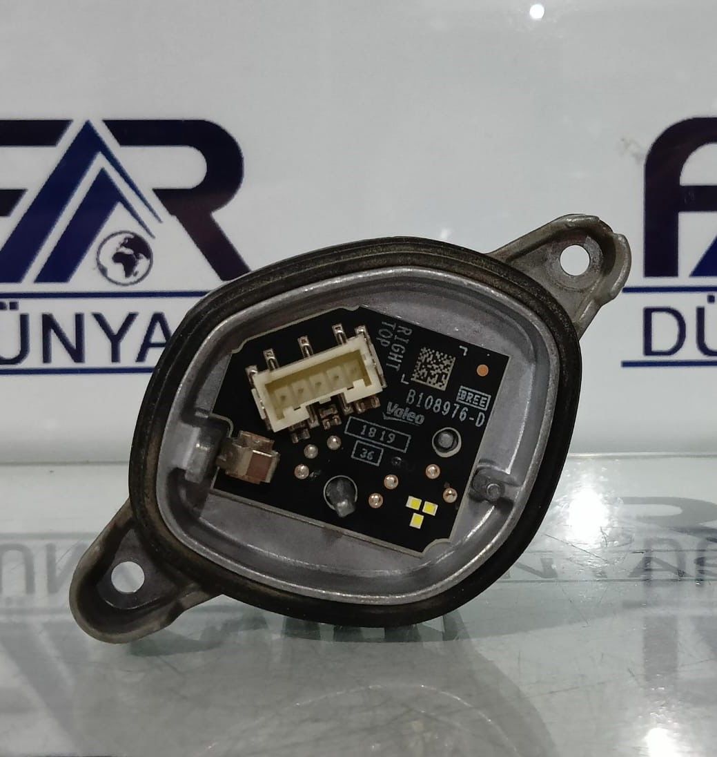 PASSAT B8 SAĞ LED FAR BEYNİ 9152398 B108976-D