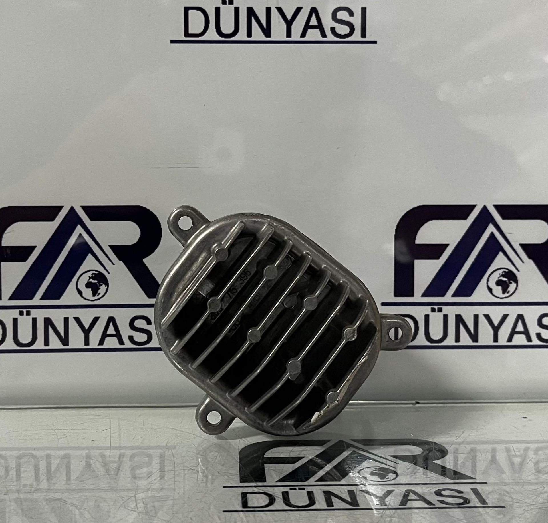 AUDI A4 B9 MATRIX 2016-2020 SAĞ LED MODÜL 1305715395