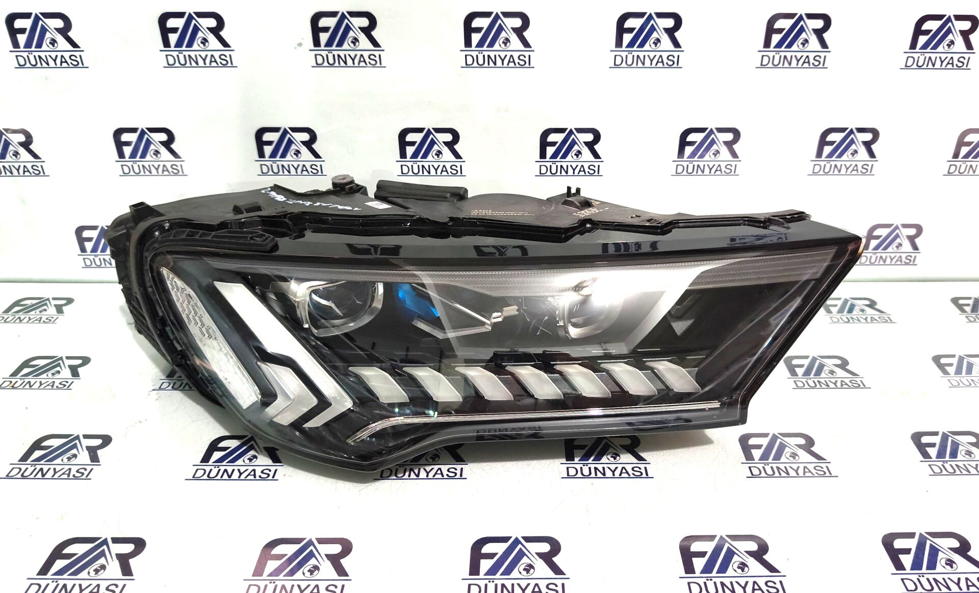 AUDI Q7 LAZER FULL LED SAG FAR 20-25 ORIJINAL CIKMA 4M0941086C