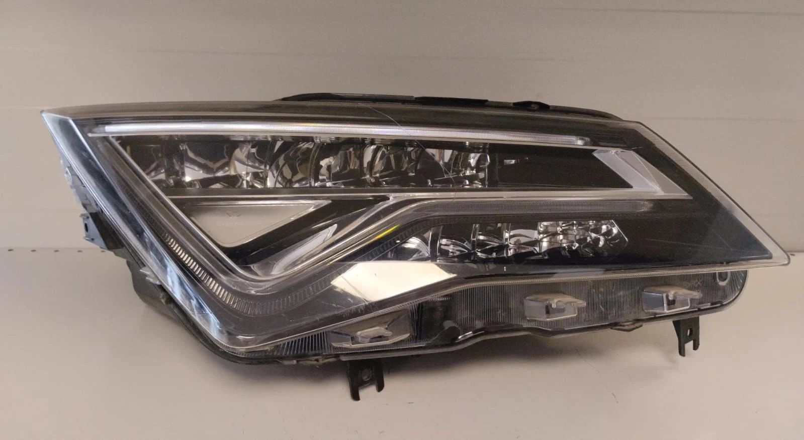 SEAT ATECA FULL LED SAG FAR 16-21 ORIJINAL CIKMA 90117434