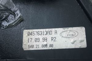 CHRYSLER VOYAGER SOL FAR 99-05 ORIJINAL CIKMA 04576313AD
