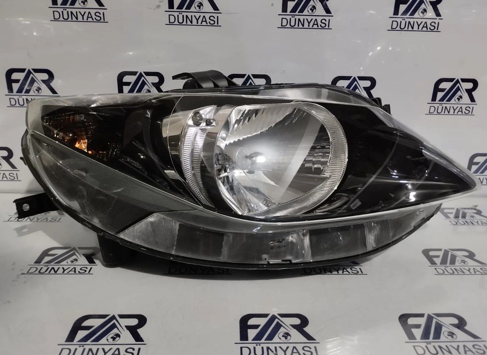 SEAT IBIZA IV SAG FAR 08-12 ORIJINAL SIFIR 89319159 043813