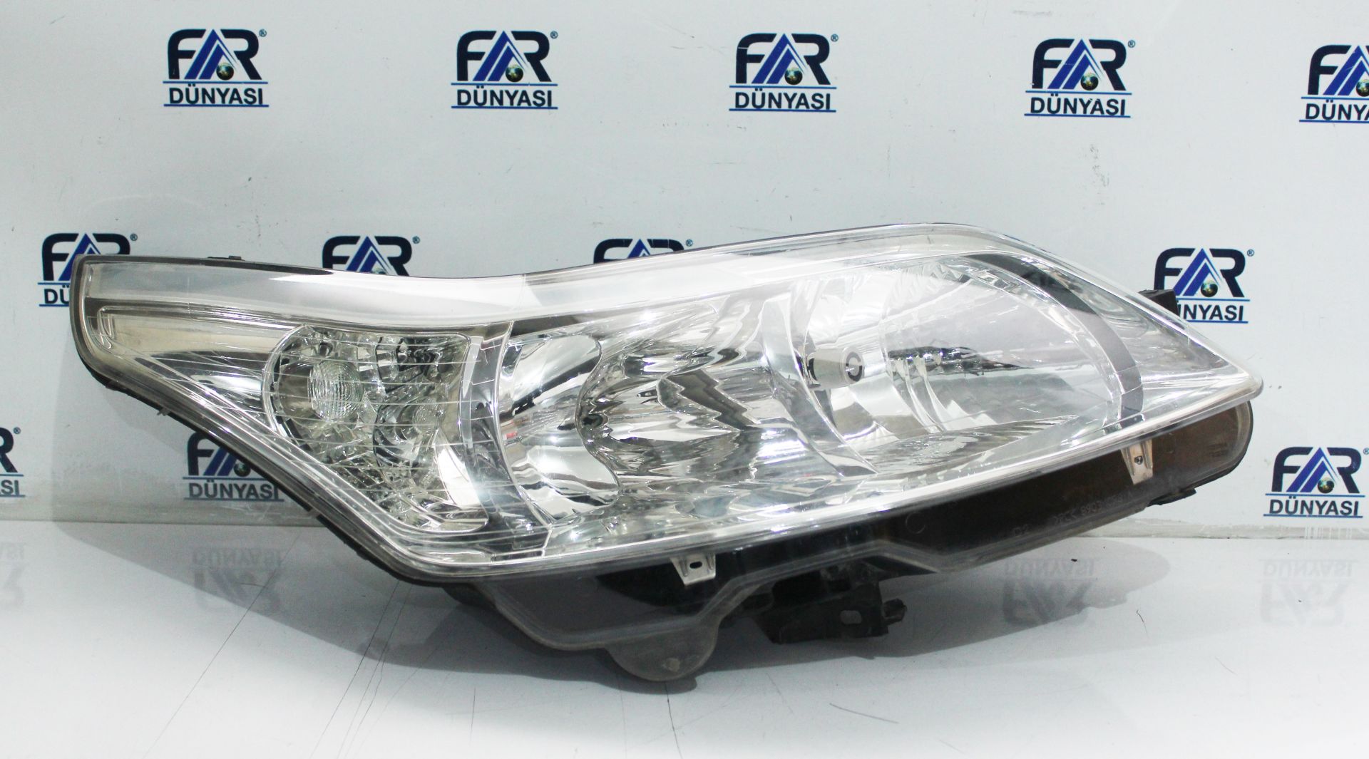CITROEN C4 SAG FAR 04-11 ORIJINAL CIKMA 89037600