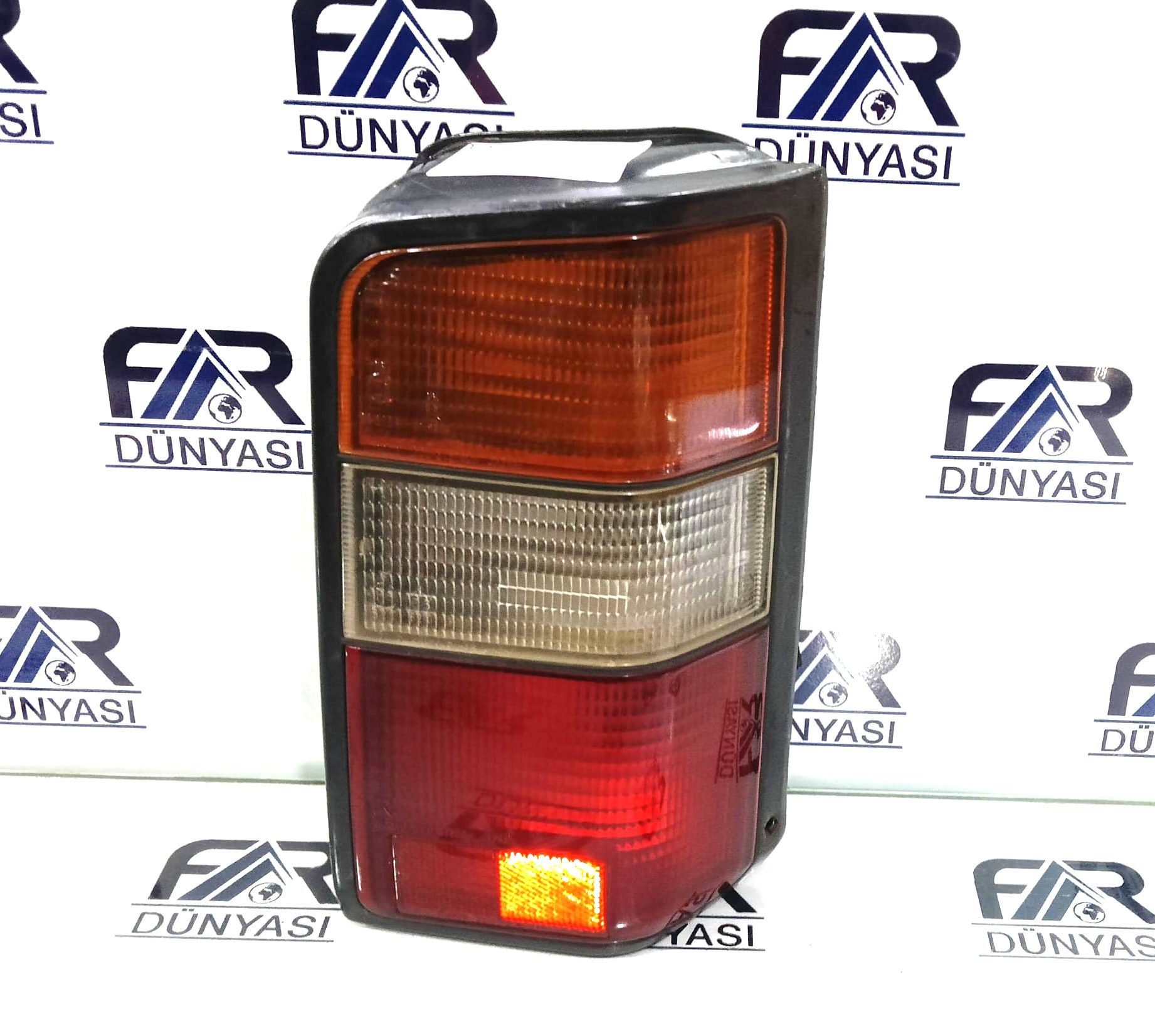 MITSUBISHI L300 SAG STOP 87-97 ORIJINAL CIKMA MB527316