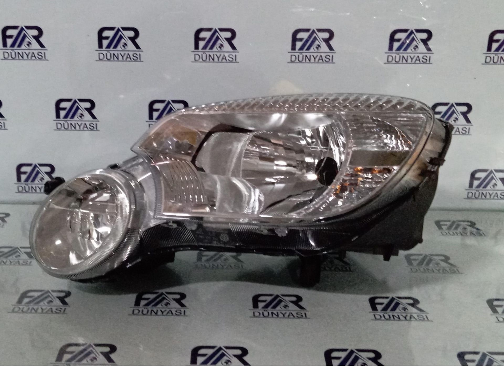 SKODA YETI SOL FAR 09-13 ORIJINAL SIFIR 5L1941018A 130702331200 LE08A6189