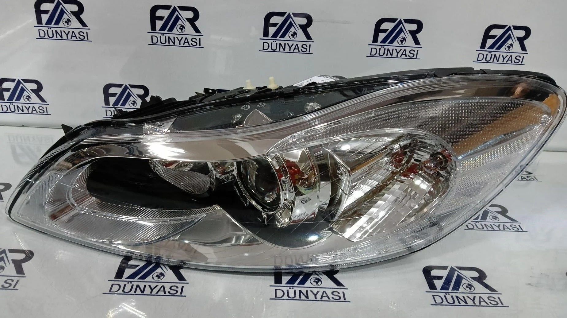VOLVO C30 XENON SOL FAR 09-13 ORIJINAL SIFIR 1307023220
