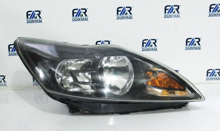 FORD FOCUS II TITANIUM SAG FAR 08-11 ORIJINAL CIKMA 8M5113W029CE