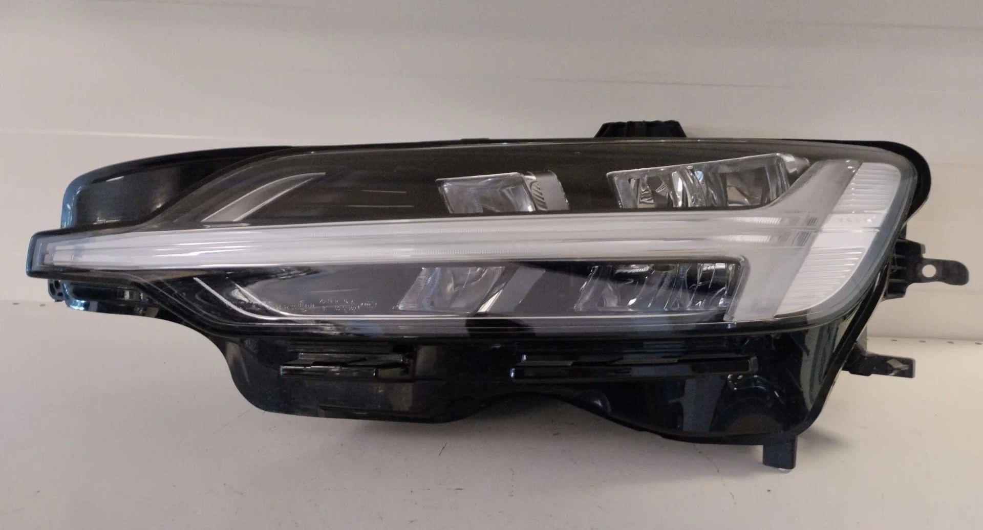 VOLVO XC60 FULL LED SOL FAR 18-23 ORIJINAL CIKMA 1EX.2385