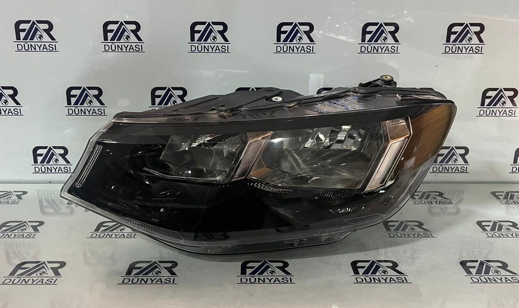 VOLKSWAGEN CADDY 4 SOL FAR 19-23 ORIJINAL CIKMA 2K8941005C