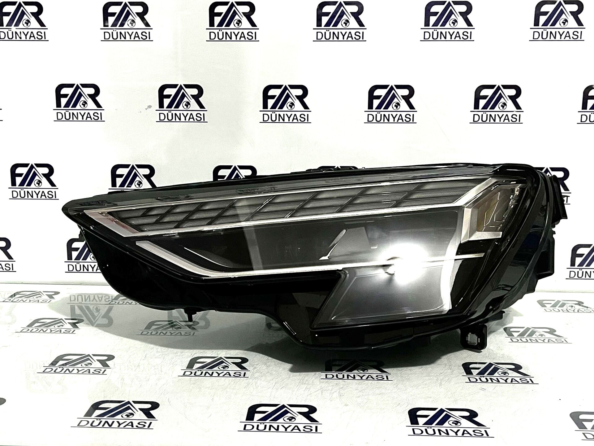 AUDI A3 MATRIX SOL FAR 23-25 ORIJINAL SIFIR 8Y0941035H