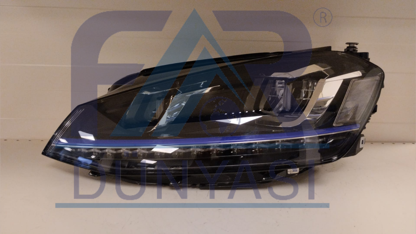 VOLKSWAGEN GOLF 7 GTE MAVI SERIT FULL LED SOL FAR 14-17 ORIJINAL CIKMA 5GE941035