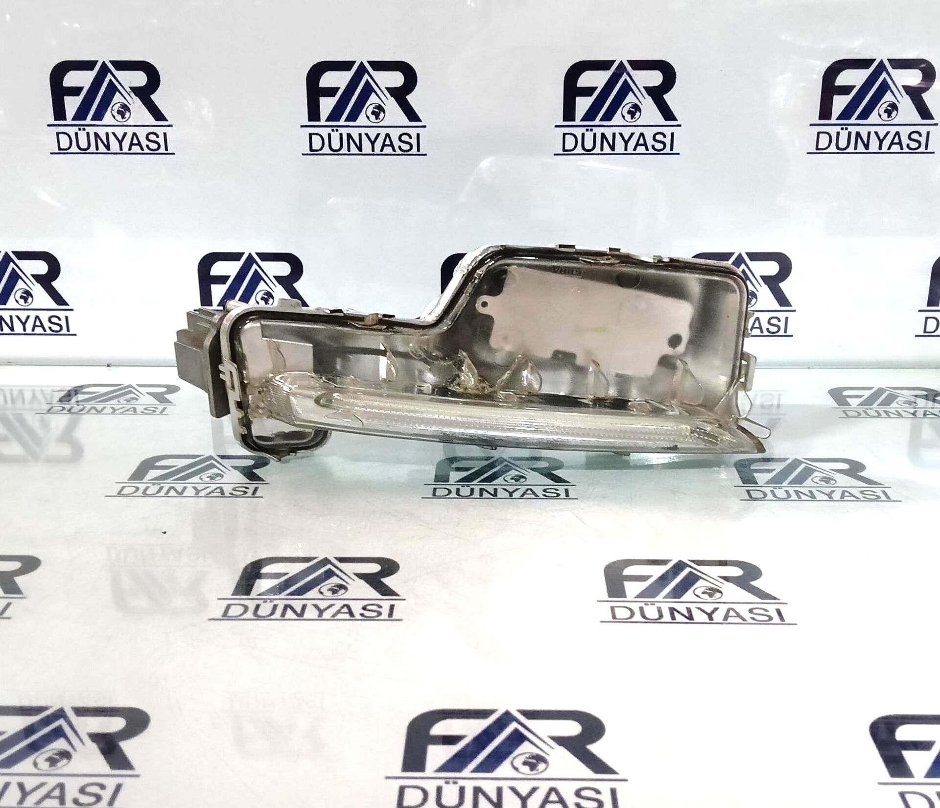 VOLVO S60 GUNDUZ LED SAG SIS FARI 14-18 ORIJINAL CIKMA 31420396