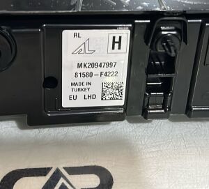 TOYOTA C-HR AX20 ORTA STOP 24-26 ORIJINAL SIFIR 81580-F4222