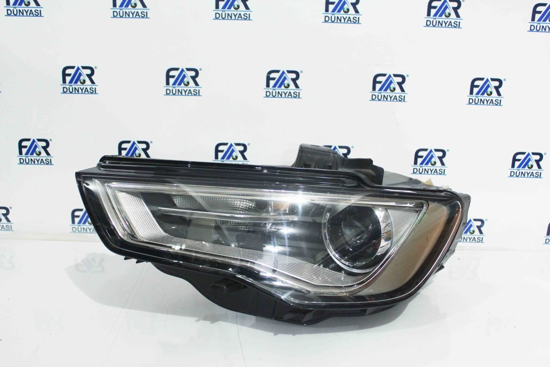 AUDI A3 SPORTBACK XENON SOL FAR 13-19 ORIJINAL CIKMA 8V0941005C