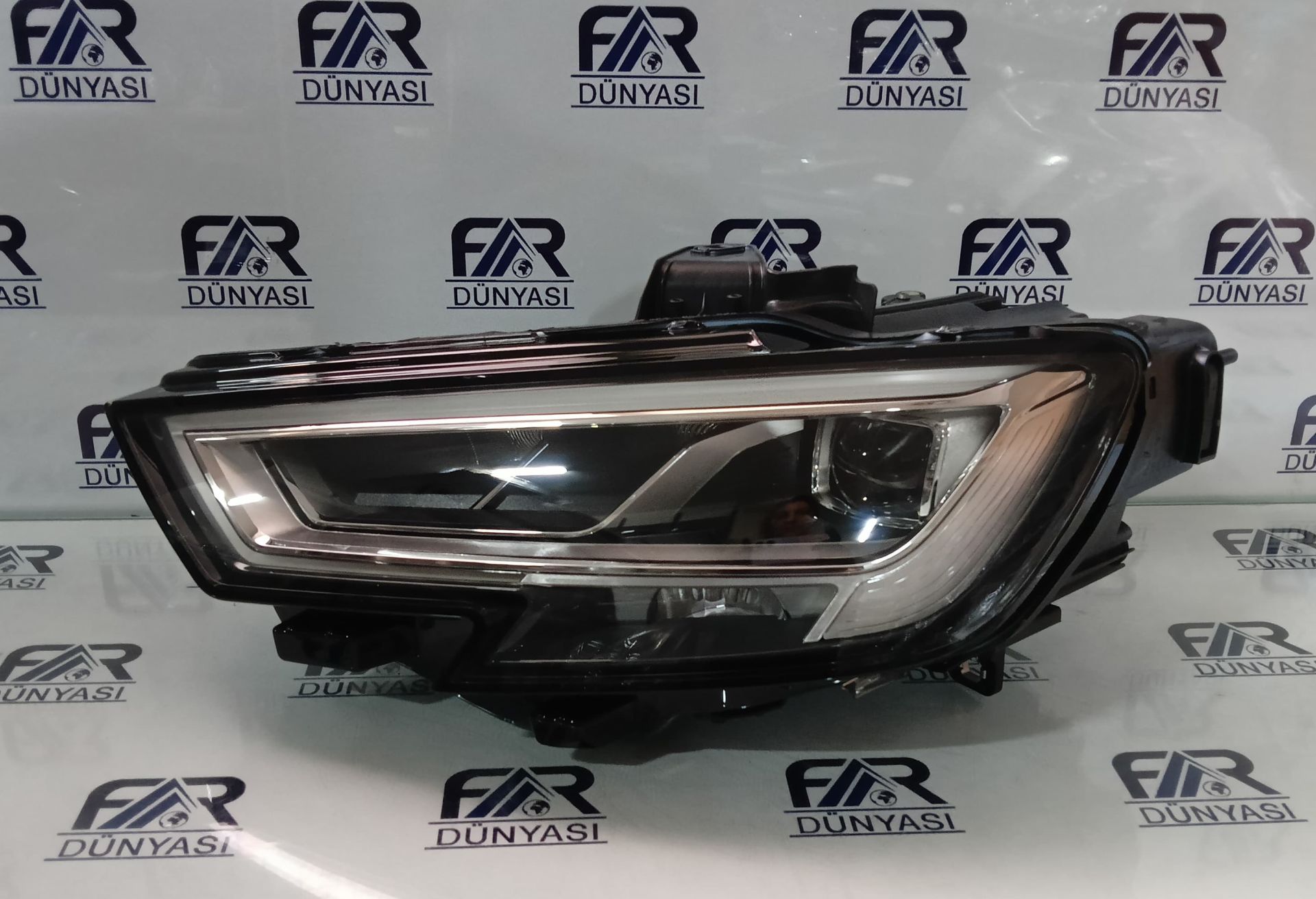 AUDI A3 Z MATRIX MAKYAJLI FULL LED SOL FAR 14-20 ORIJINAL SIFIR 8V0941773C