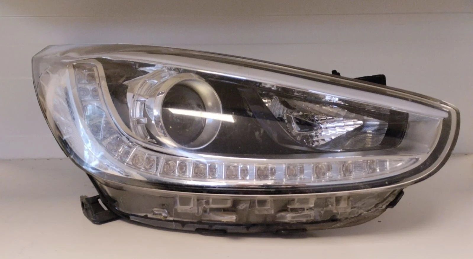 HYUNDAI ACCENT BLUE LEDLI SAG FAR 15-18 ORIJINAL CIKMA 921021R520