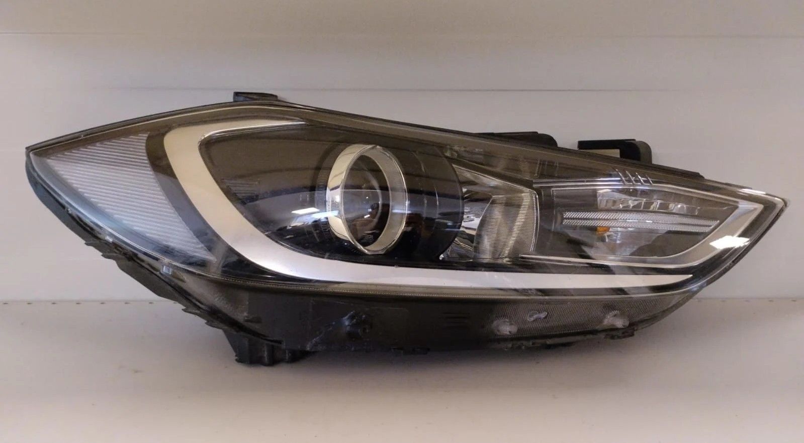 HYUNDAI ELANTRA SAG FAR 16-18 ORIJINAL CIKMA 92102-F2100