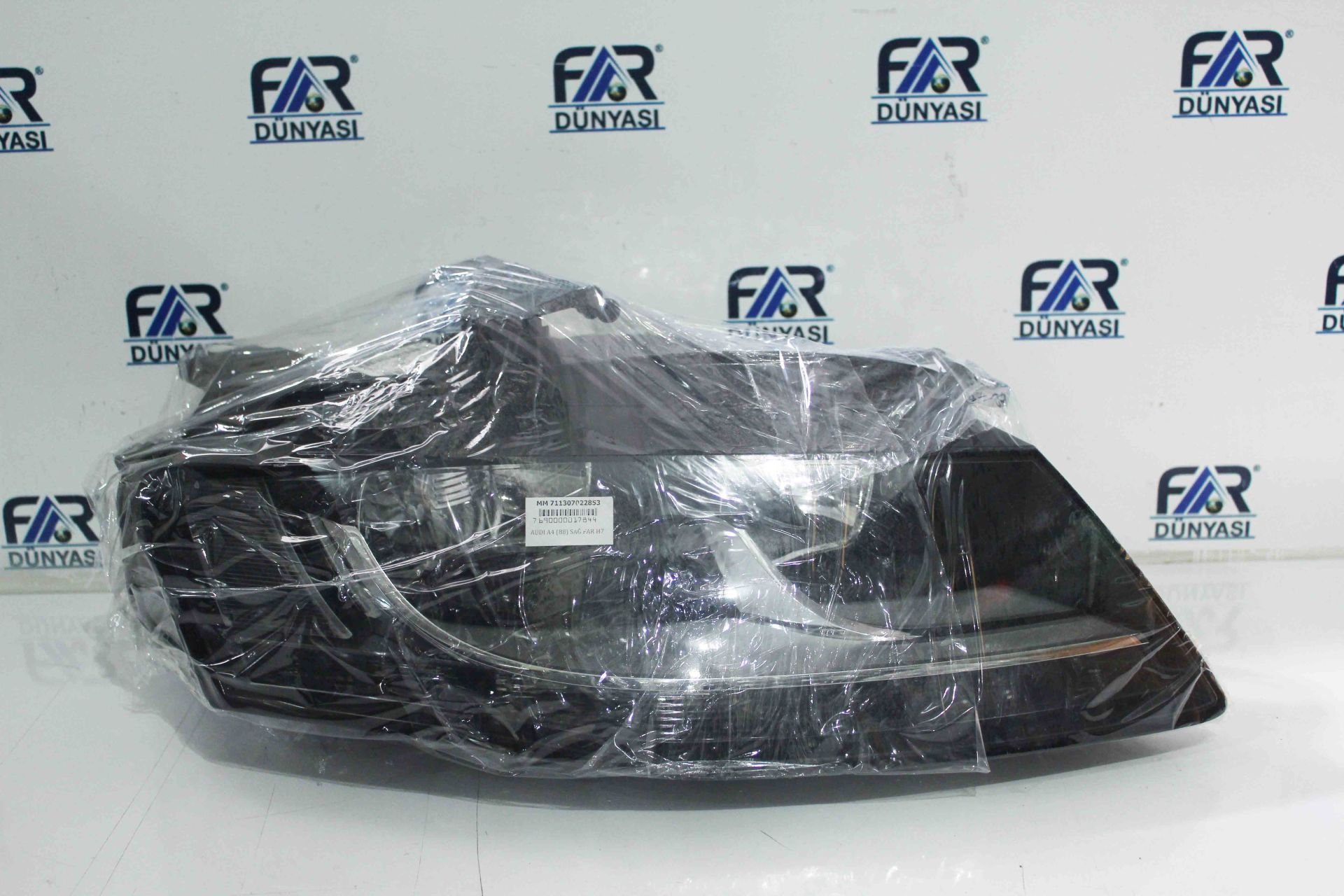 AUDI A4 B8 SAG FAR 08-15 ORIJINAL SIFIR 1307022853