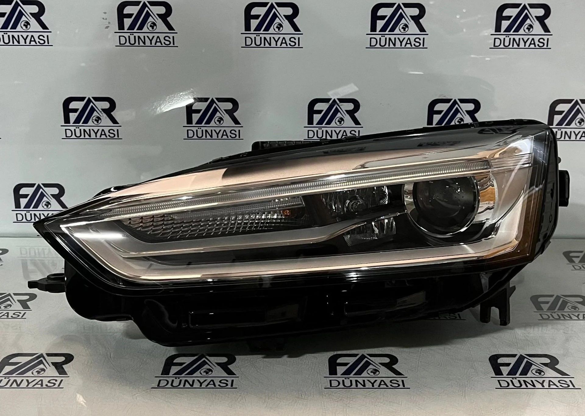 AUDI A5 B9 XENON LED SOL FAR 17-20 ORIJINAL SIFIR 8W6941005 8W6941043C