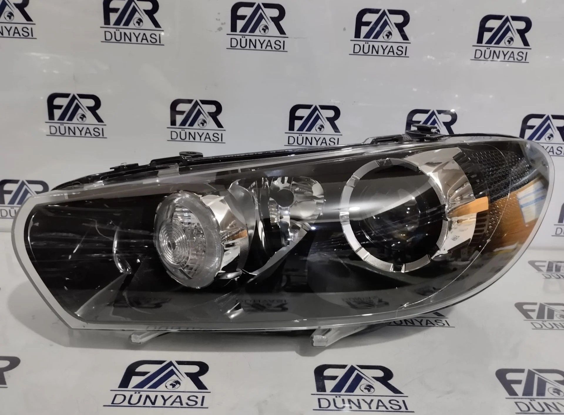 VOLKSWAGEN SCIROCCO MAKYAJLI XENON SOL FAR 15-18 ORIJINAL SIFIR 89320009 043658