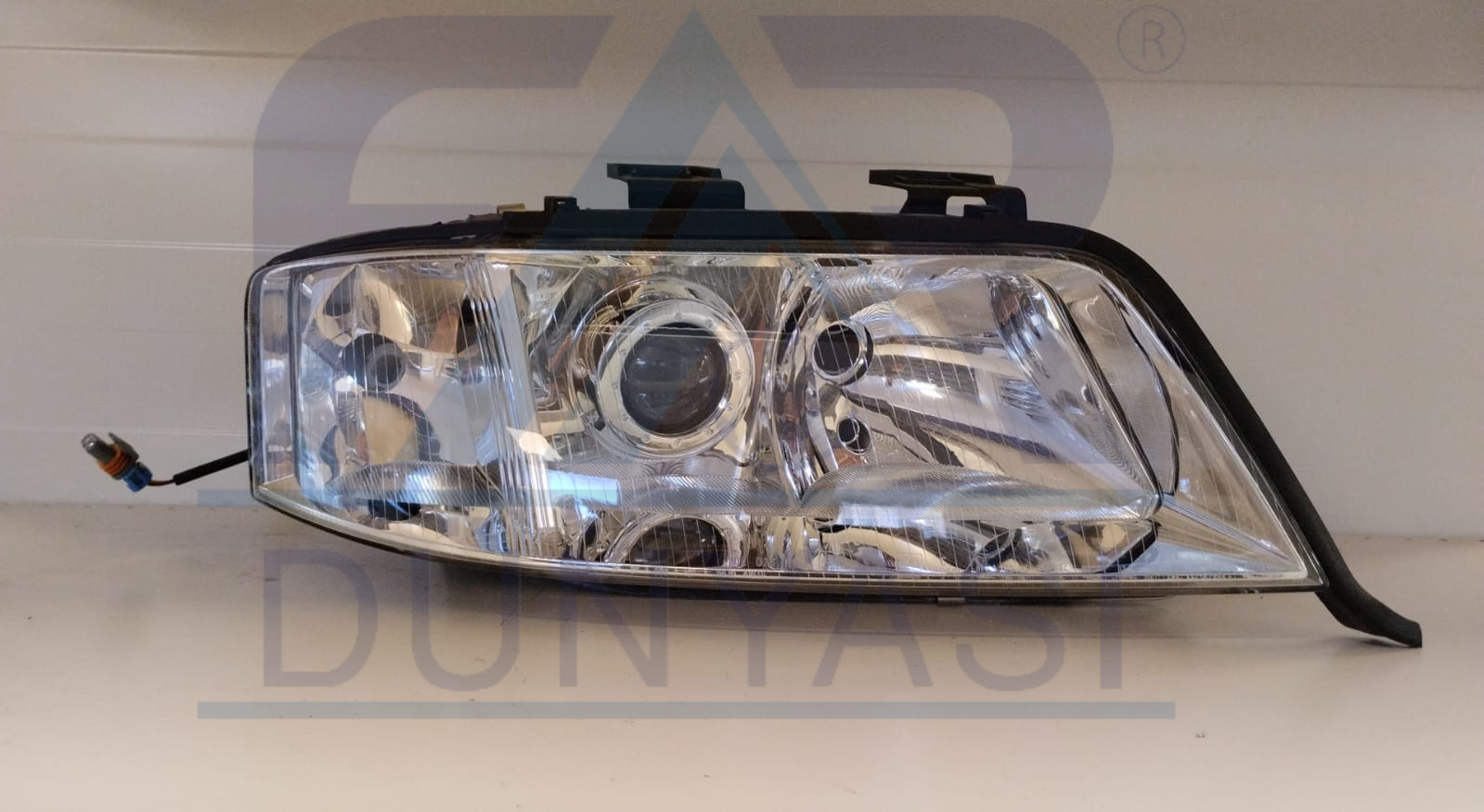 AUDI A6 C5 MAKYAJLI SAG FAR 97-05 ORIJINAL SIFIR 1EL007823-06 4B0941030R