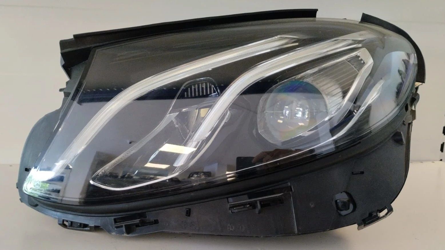 MERCEDES E CLASS W213 SOL FAR 16-19 ORIJINAL CIKMA A2139066801 A2139063904