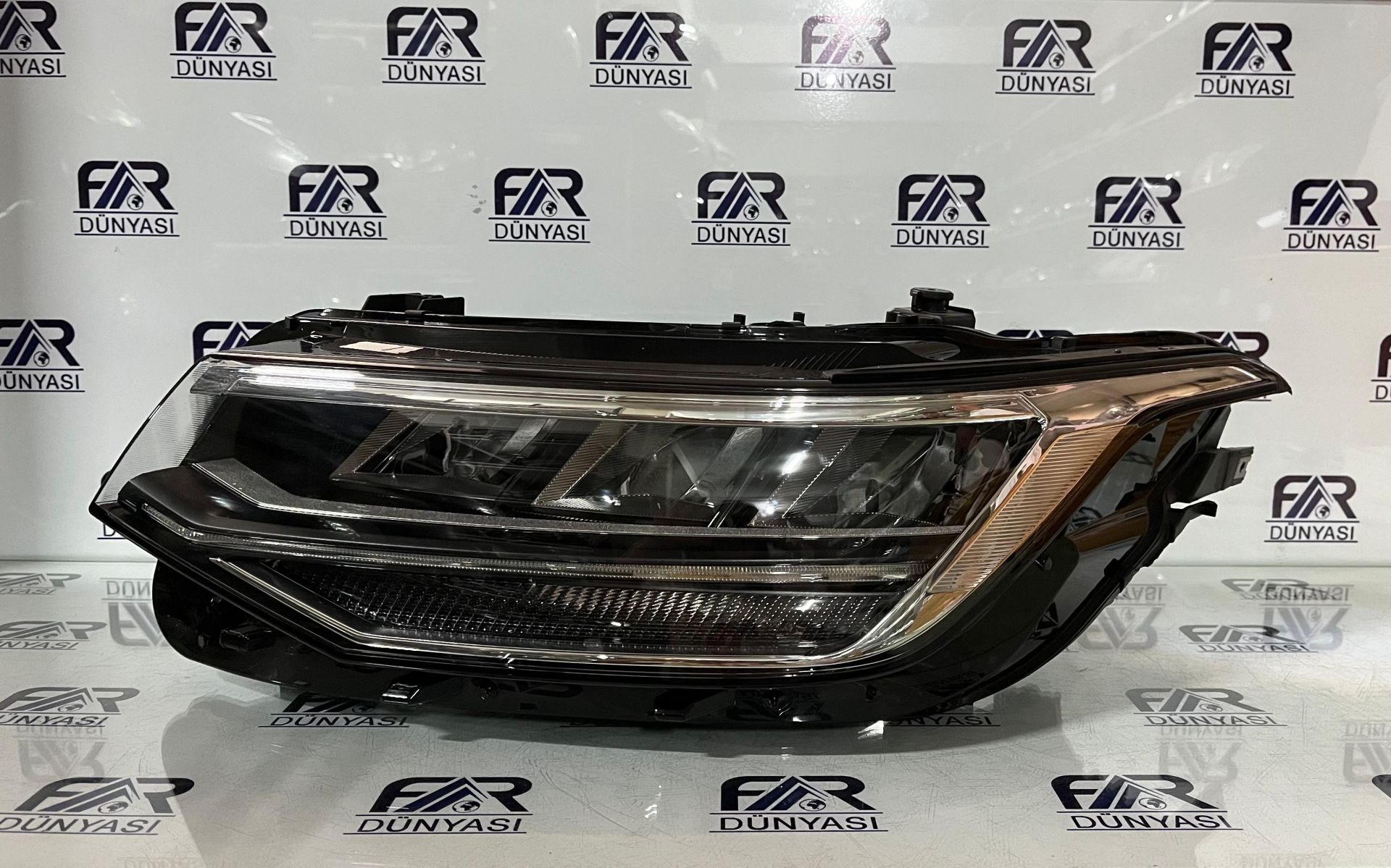 VOLKSWAGEN TIGUAN FULL LED SOL FAR 16-20 ORIJINAL ÇIKMA 030111923100 5NB941035C LE18A6431