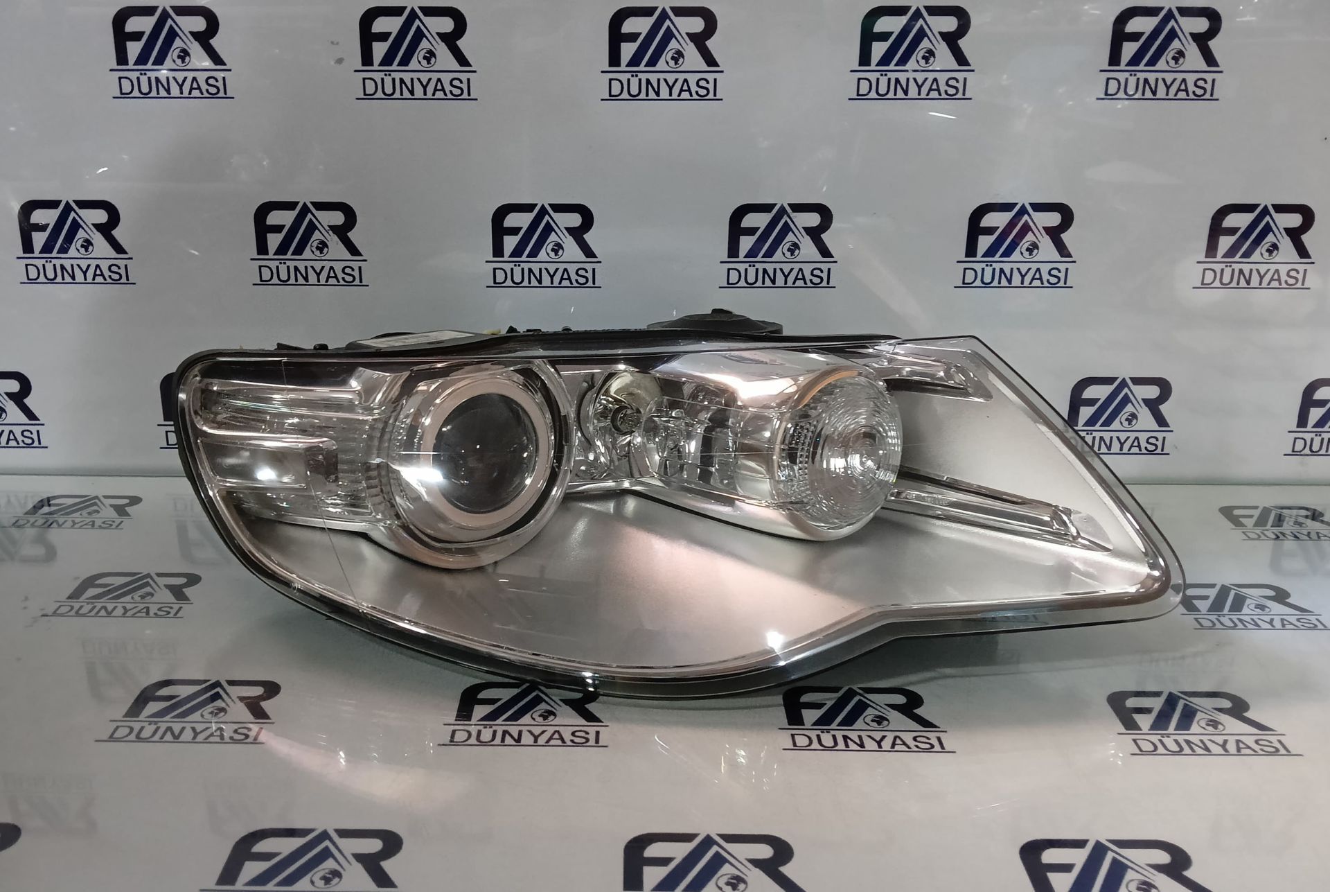 VOLKSWAGEN TOUAREQ MAKYAJLI XENON SAG FAR 10-18 ORIJINAL CIKMA 1ZS009452-08