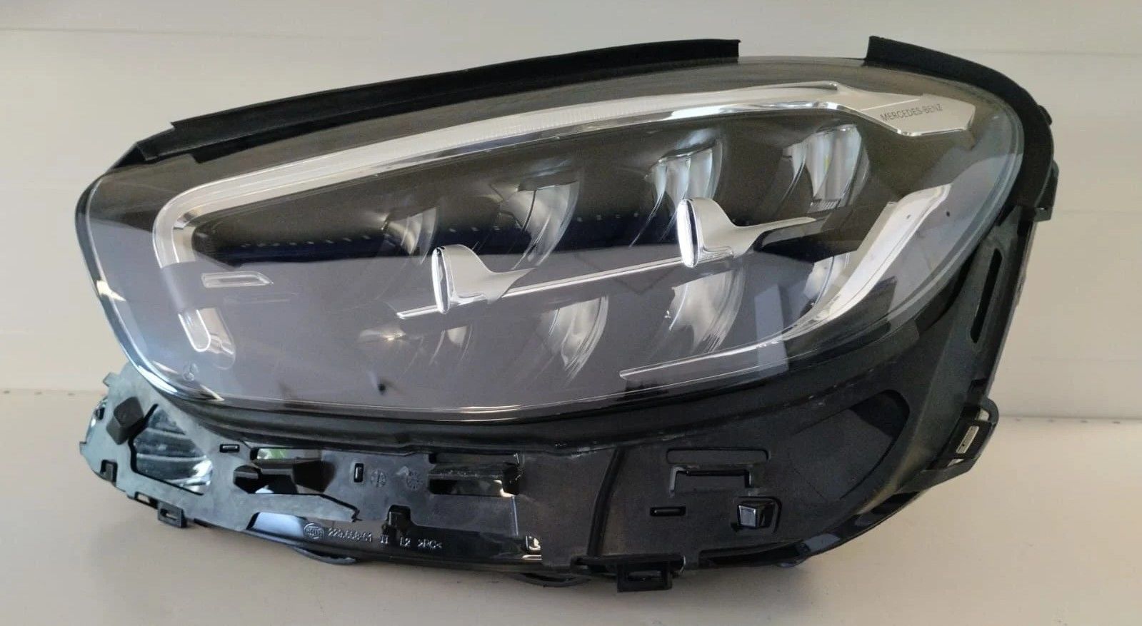 MERCEDES E CLASS W213 FULL LED SOL FAR 21-24 ORIJINAL CIKMA A2139062509