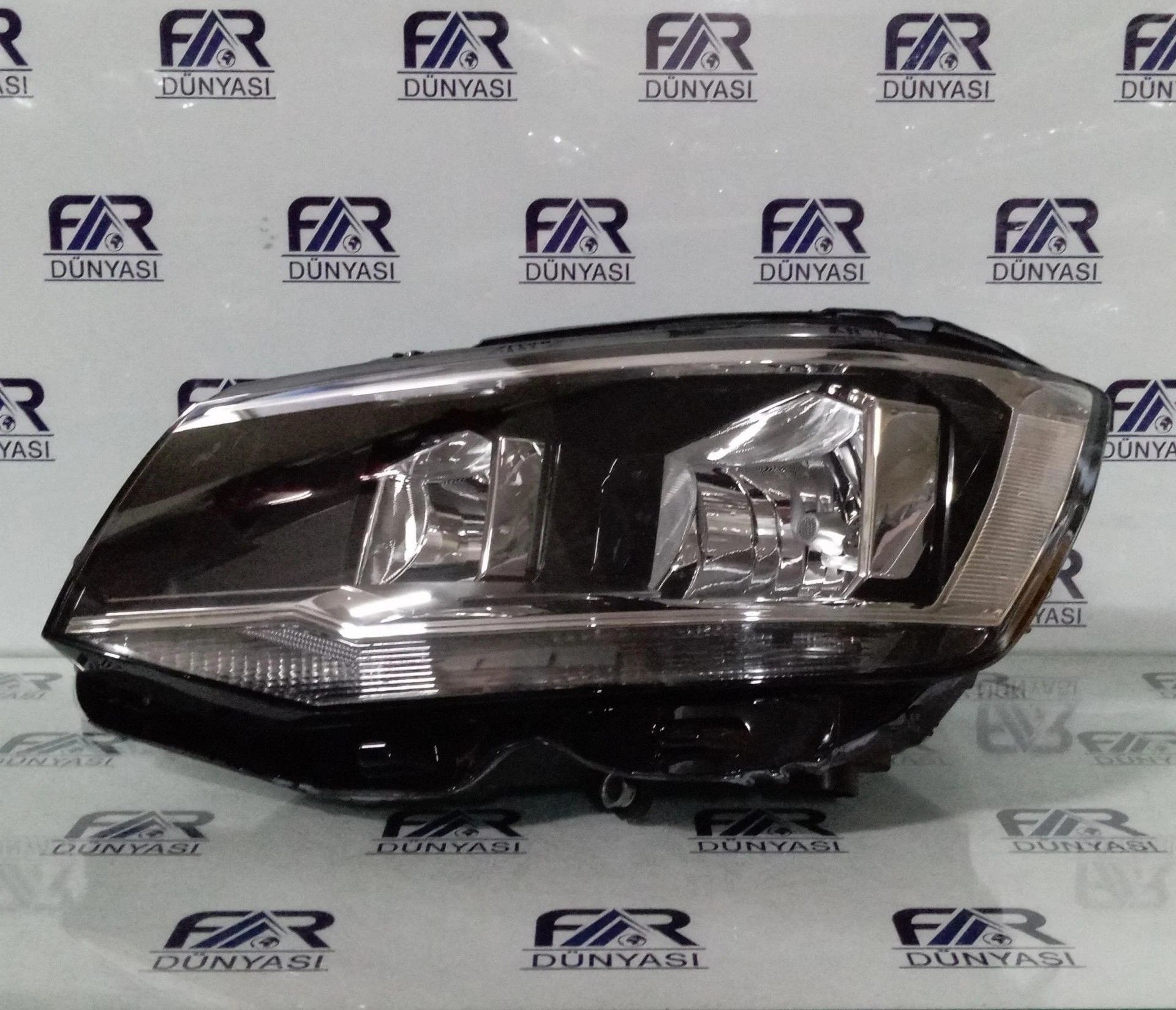 VOLKSWAGEN TRANSPORTER T6 SOL FAR 15-19 ORIJINAL SIFIR 046712