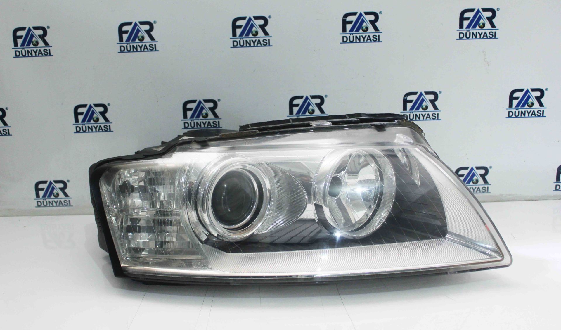 AUDI A8 D3 MAKYAJLI SAG FAR 01-09 ORIJINAL CIKMA 4E0941004BF