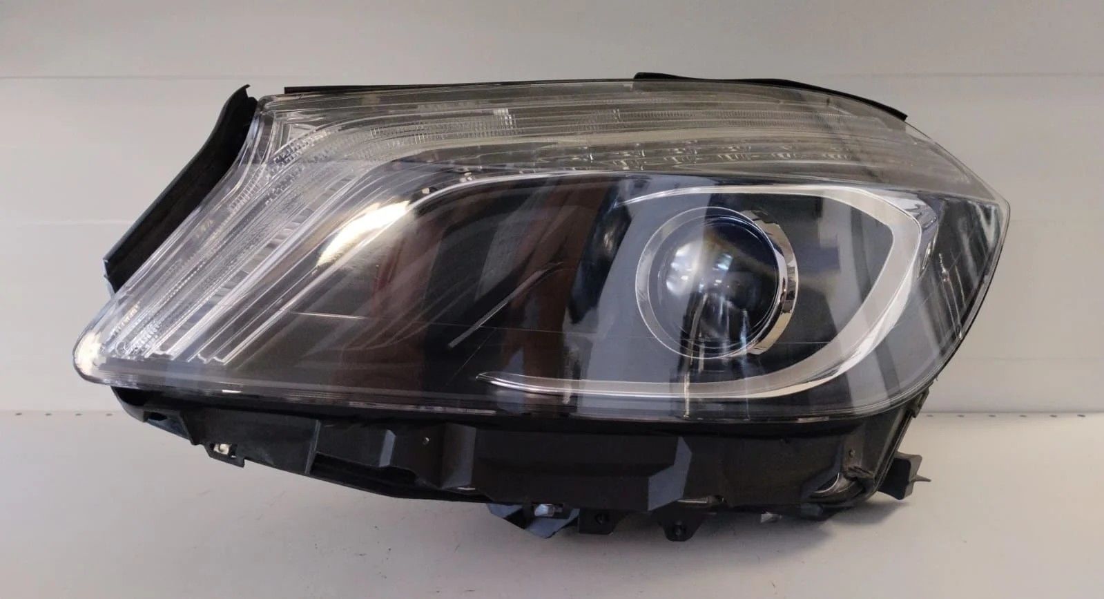 MERCEDES A CLASS W176 XENON SOL FAR 12-18 ORIJINAL CIKMA A1768201161