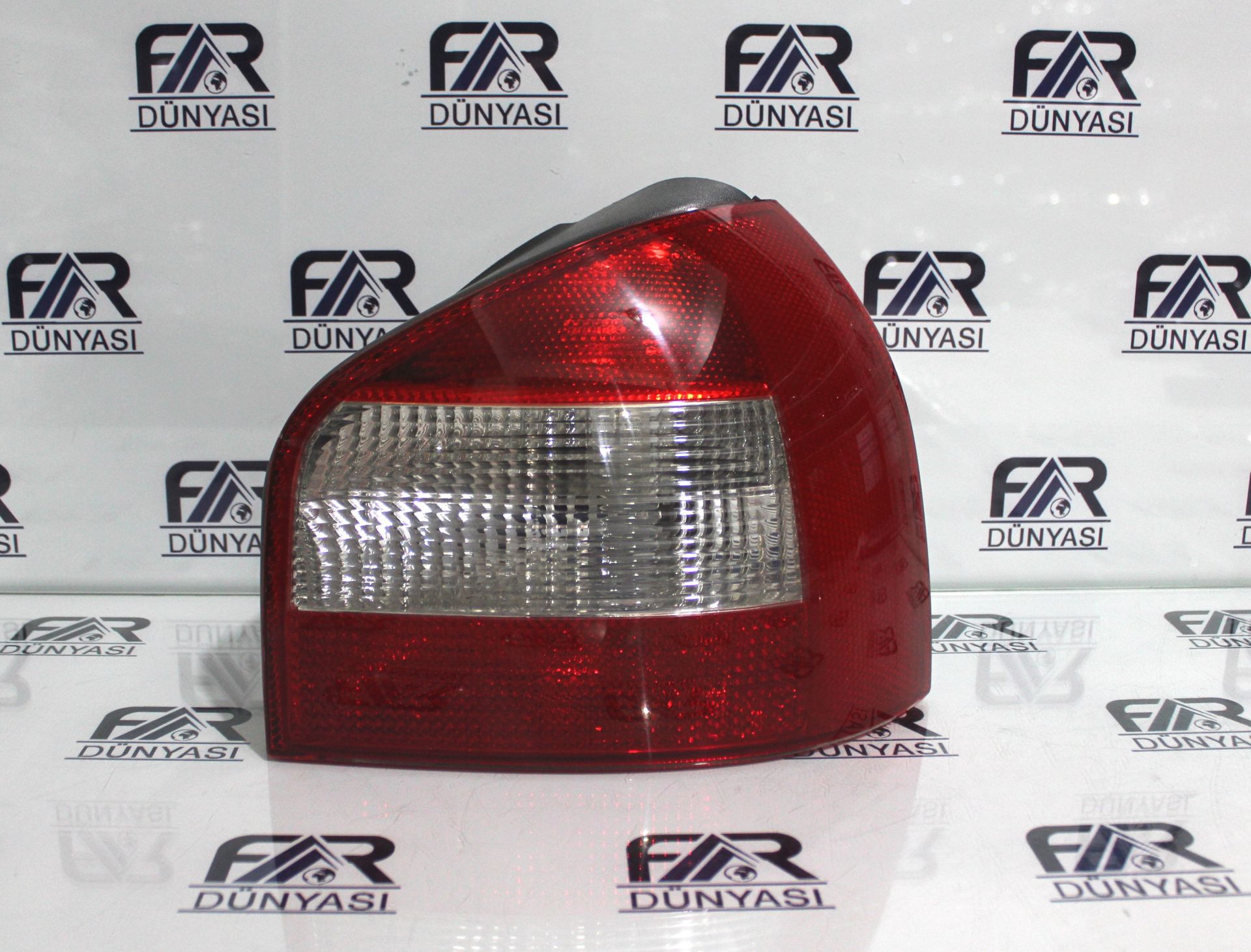 AUDI A3 SAG STOP 01-04 ORIJINAL SIFIR 8L0945096C