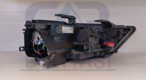 AUDI Q3 XENON LED SOL FAR 11-14 ORIJINAL CIKMA 8U0941005 8U0941003H