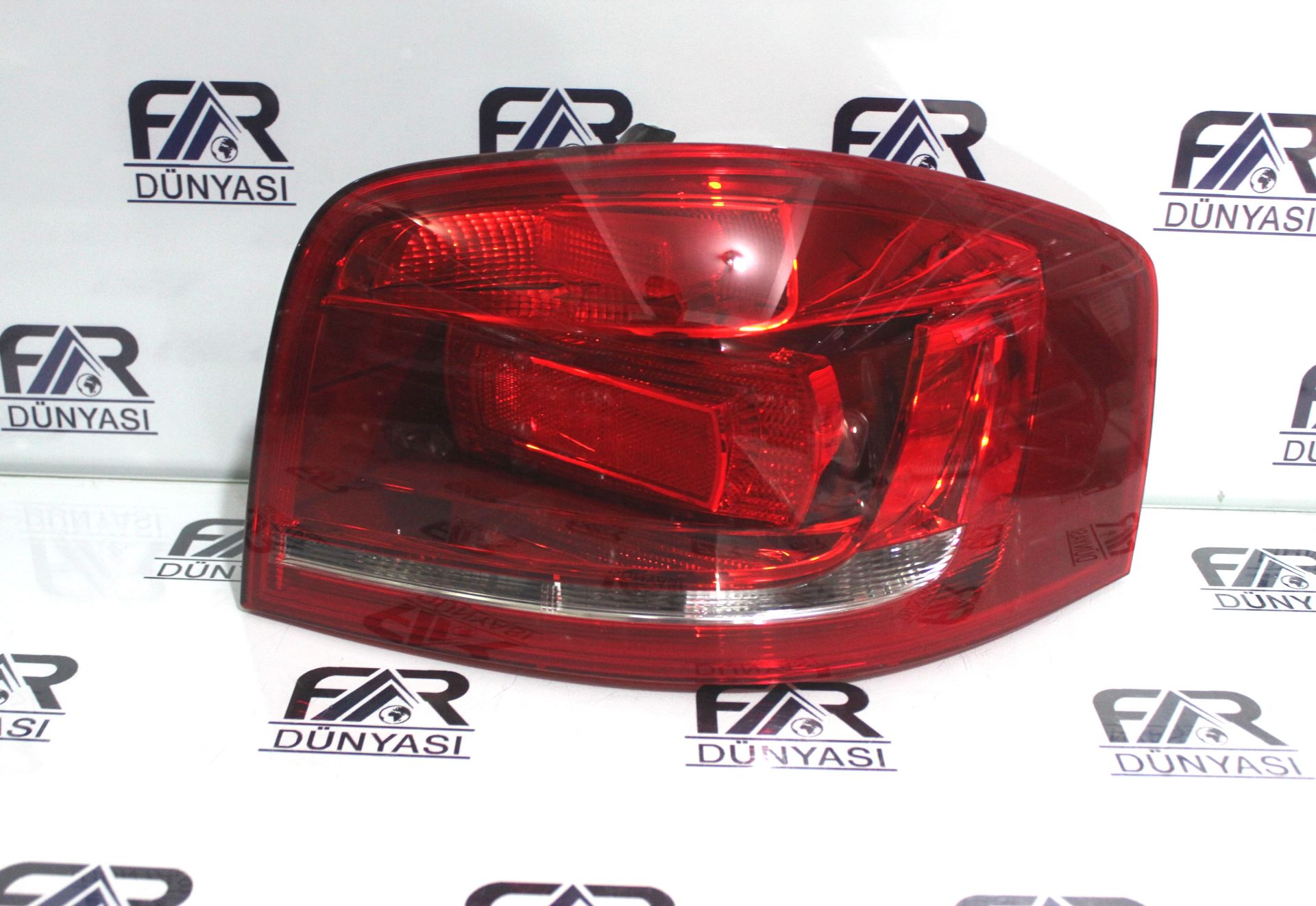 AUDI A3 SAG STOP 08-13 ORIJINAL SIFIR 8P3945096B