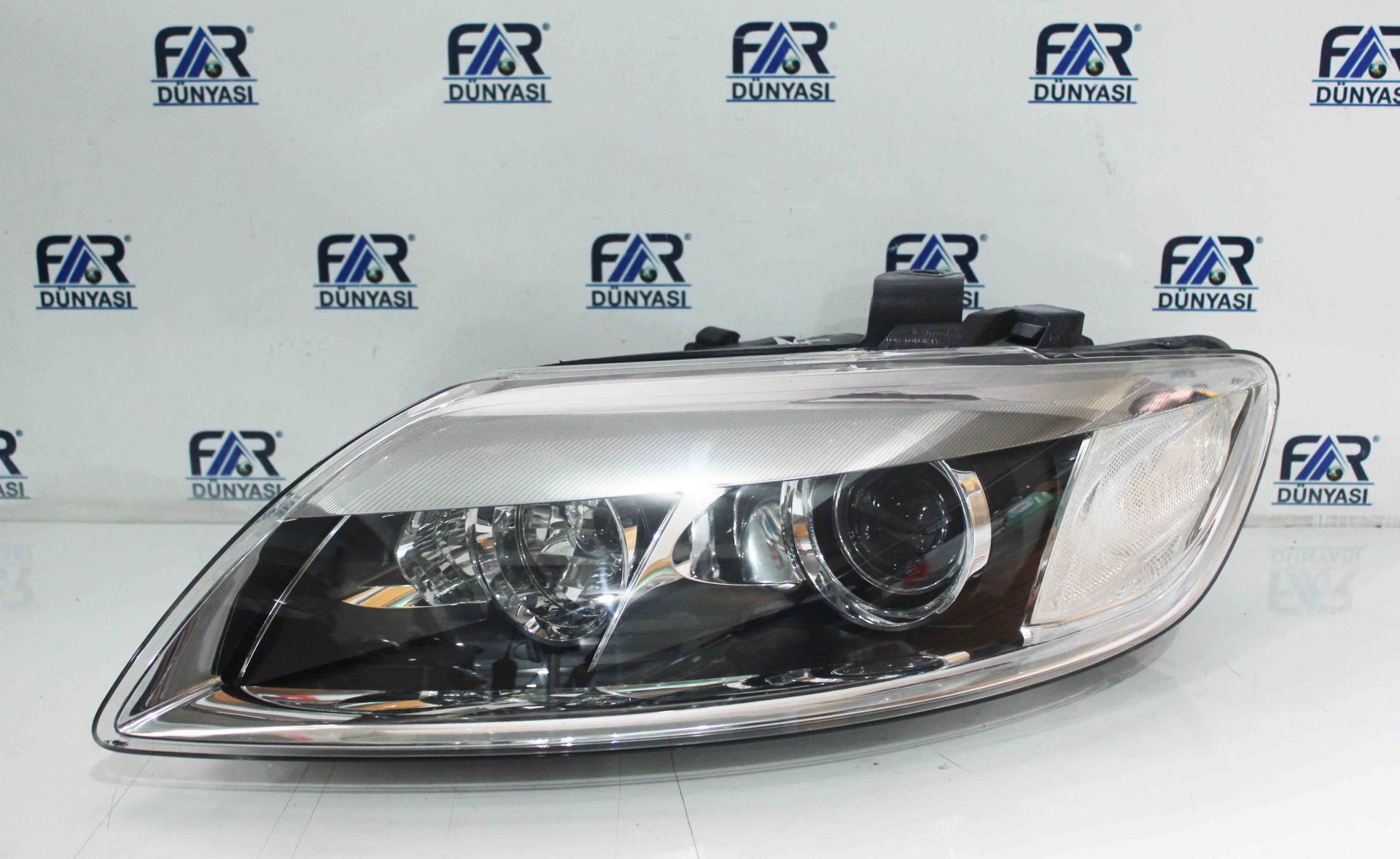 AUDI Q7 XENON SOL FAR 05-15 ORIJINAL SIFIR 4L0941003A 4L0941029Q