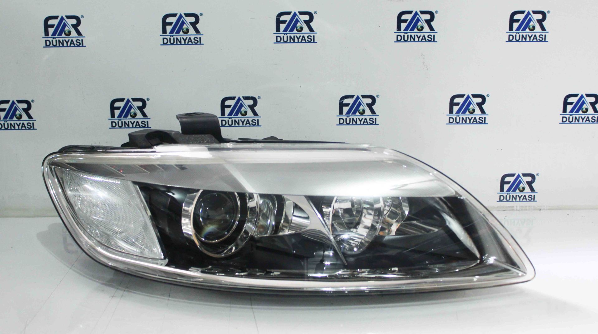AUDI Q7 XENON SAG FAR 05-15 ORIJINAL SIFIR 4L0941030 89312909