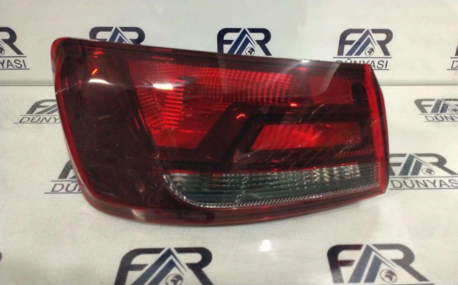 AUDI A3 SOL DIS STOP 13-16 ORIJINAL CIKMA 8V5945095