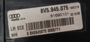 AUDI A3 SOL IC STOP 17-20 ORIJINAL CIKMA 8V5945075