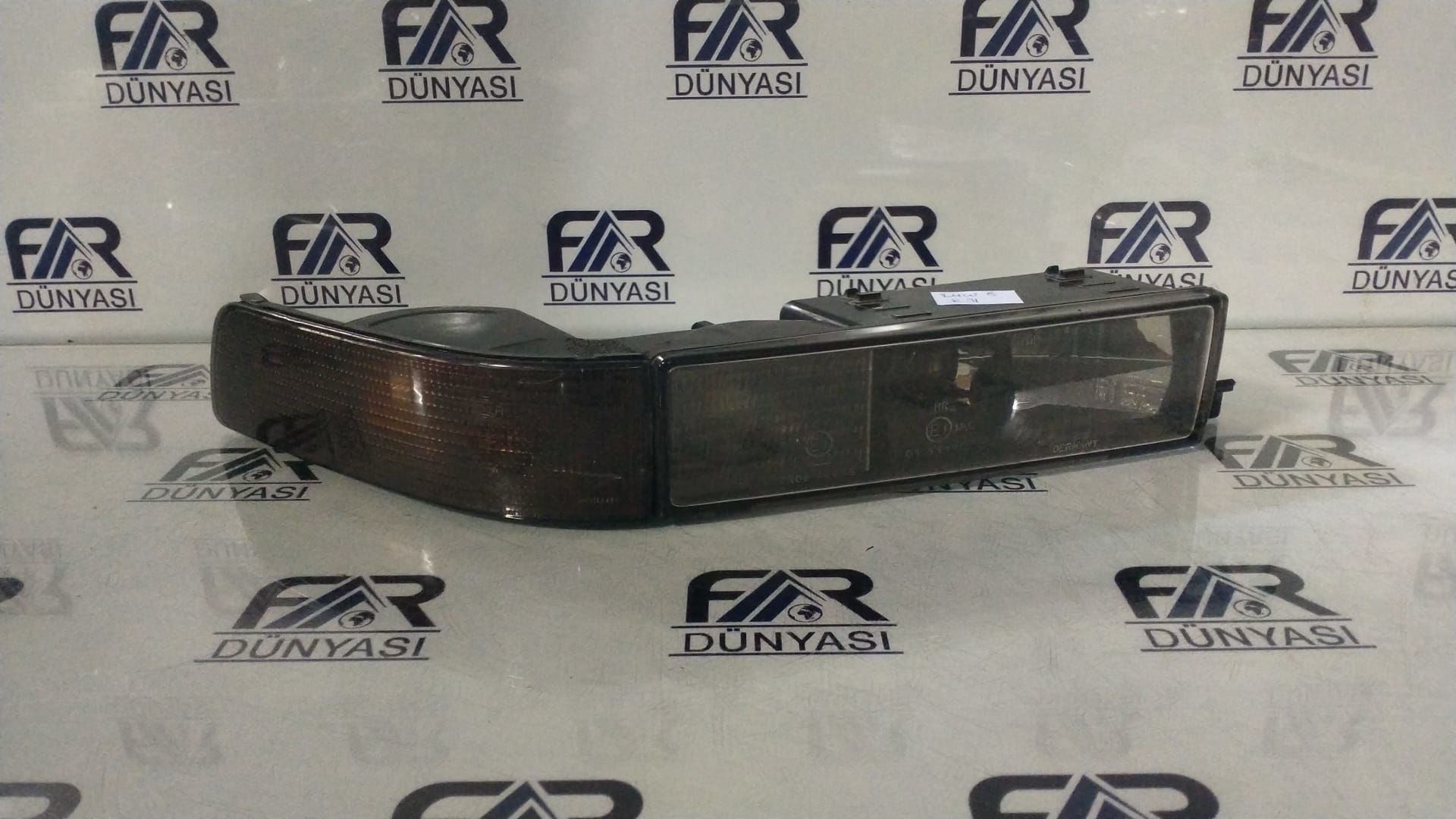 BMW 8 SERISI E31 COUPE SAG TAMPON SINYAL 93-99 ORIJINAL CIKMA 63111383178