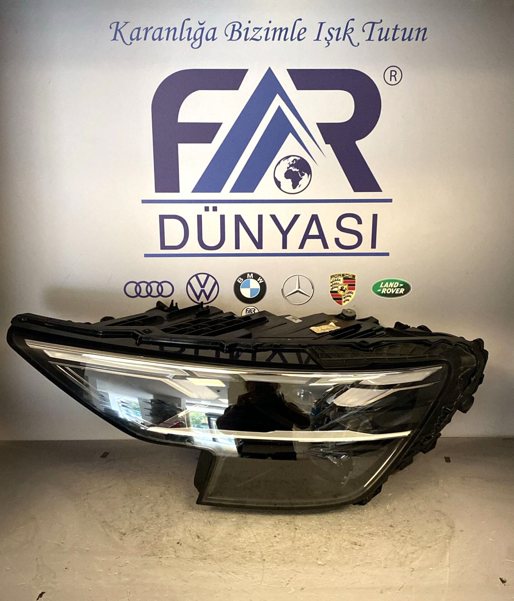 AUDI Q8 E-TRON MATRIX LED SOL FAR 24-25 ORIJINAL CIKMA 4M8941039