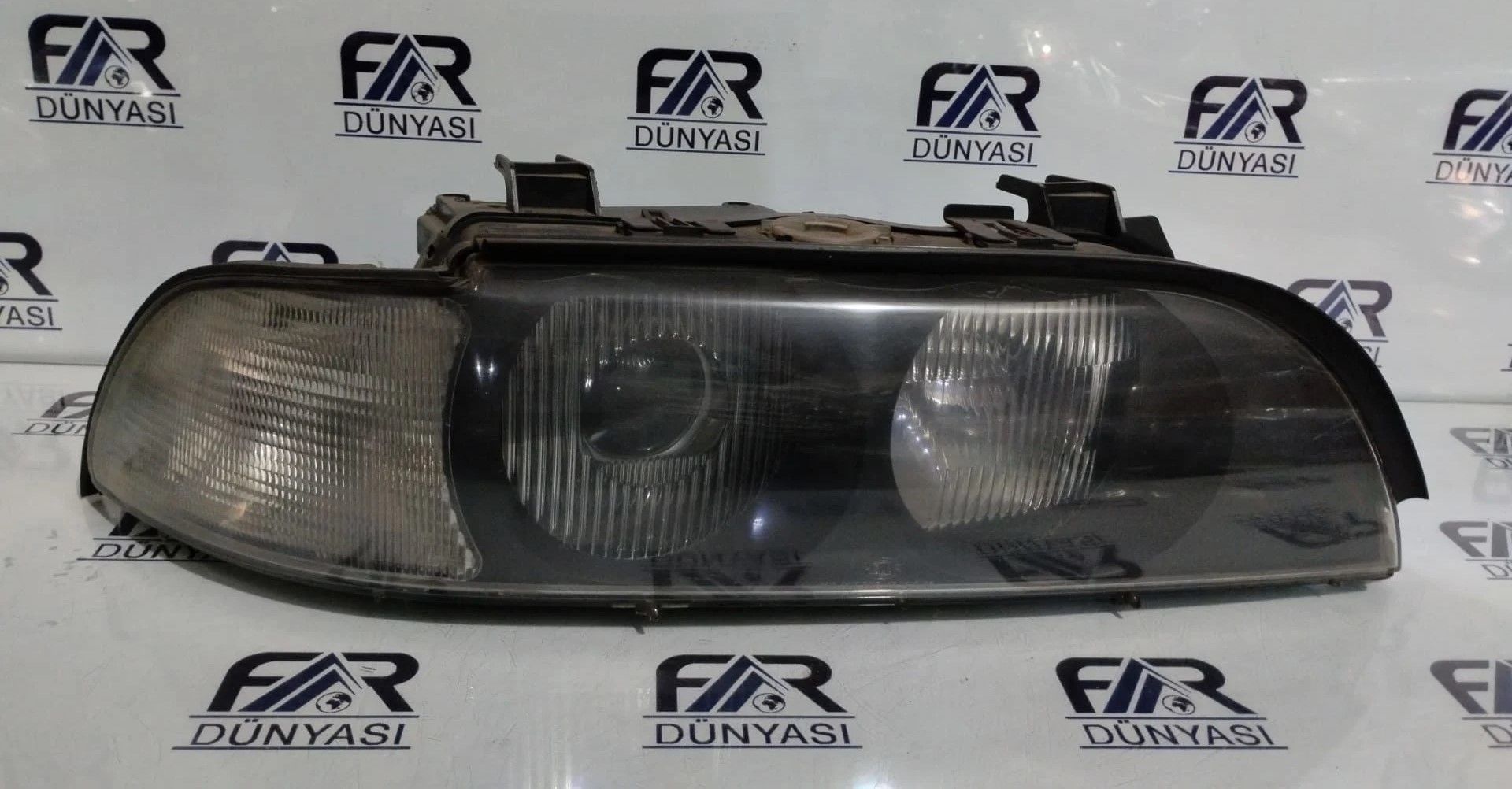 BMW 5 SERISI E39 (BEYAZ SINYAL) XENON SAG FAR 96-03 ORIJINAL CIKMA 152140-00RE