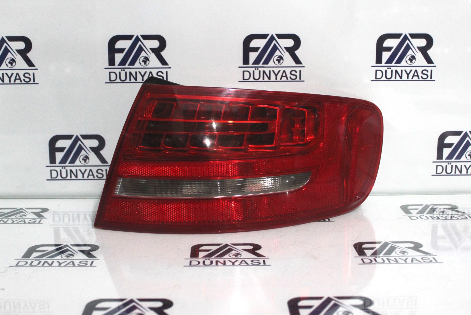 AUDI A4 B8 SW LED SAG DIS STOP 08-12 ORIJINAL CIKMA 8K9945096B